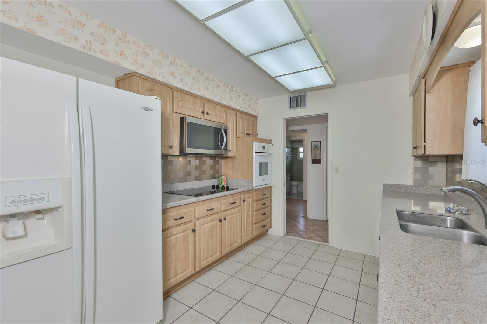 1525 ALLEGHENY DR — photo 32