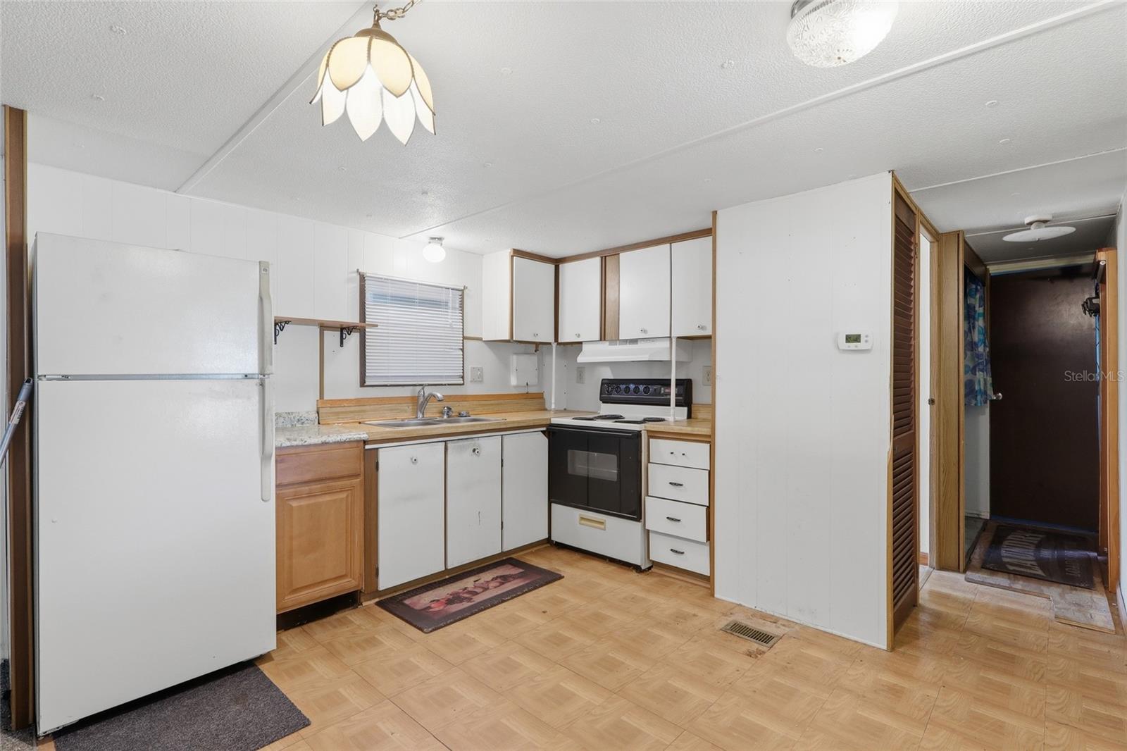 37622 MARCH LN — photo 6