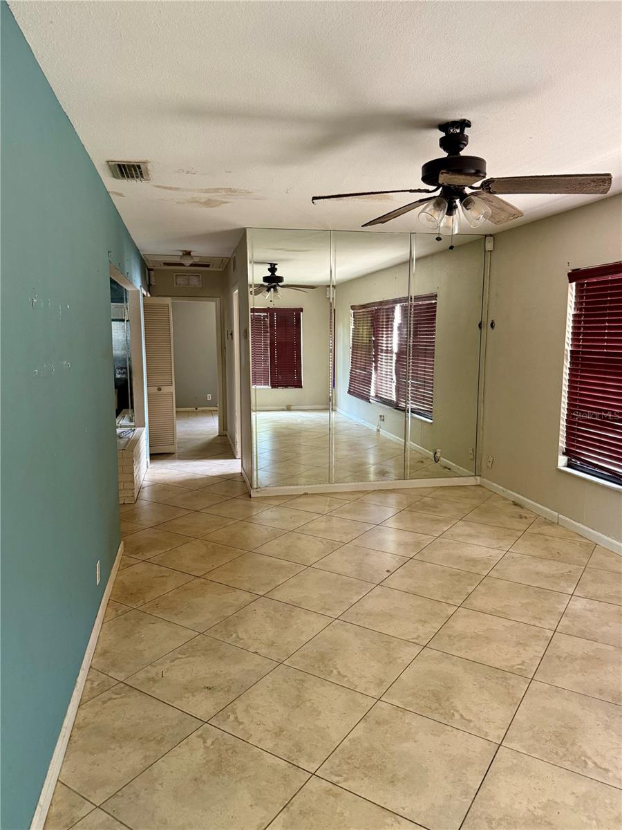 3018 W AILEEN ST — photo 9