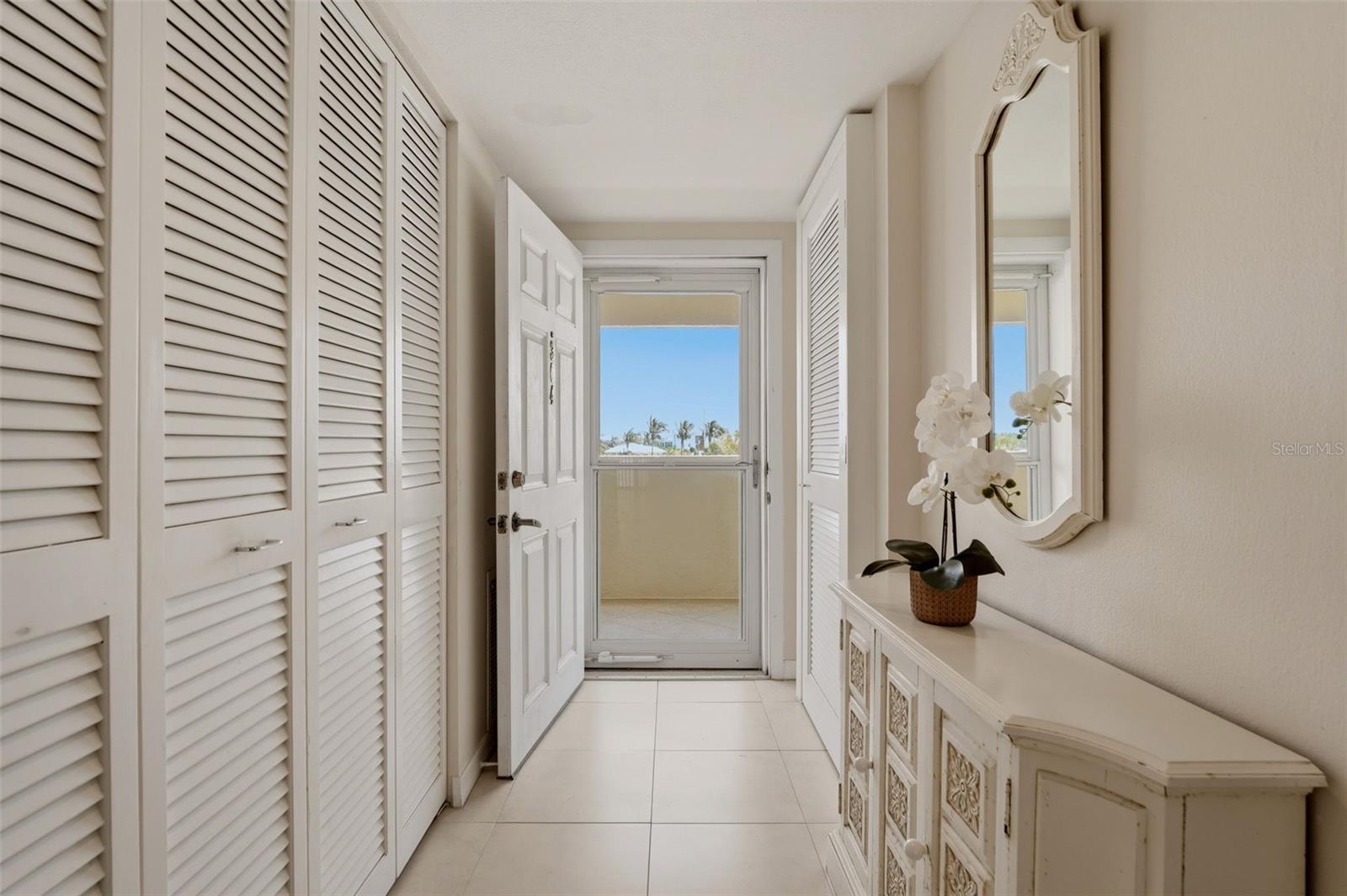 1150 TARPON CENTER DR #304 — photo 7