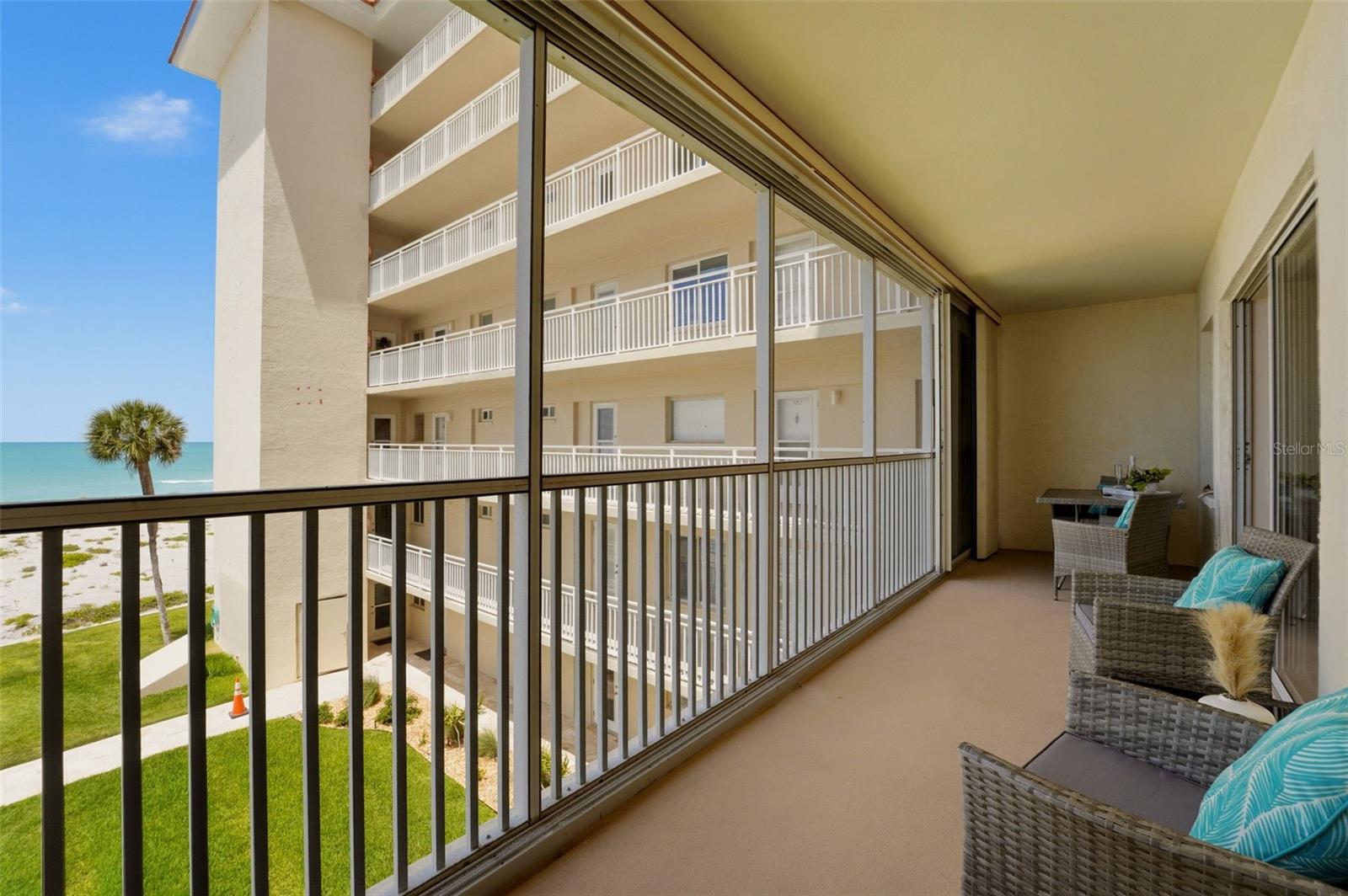 1150 TARPON CENTER DR #304 — photo 27