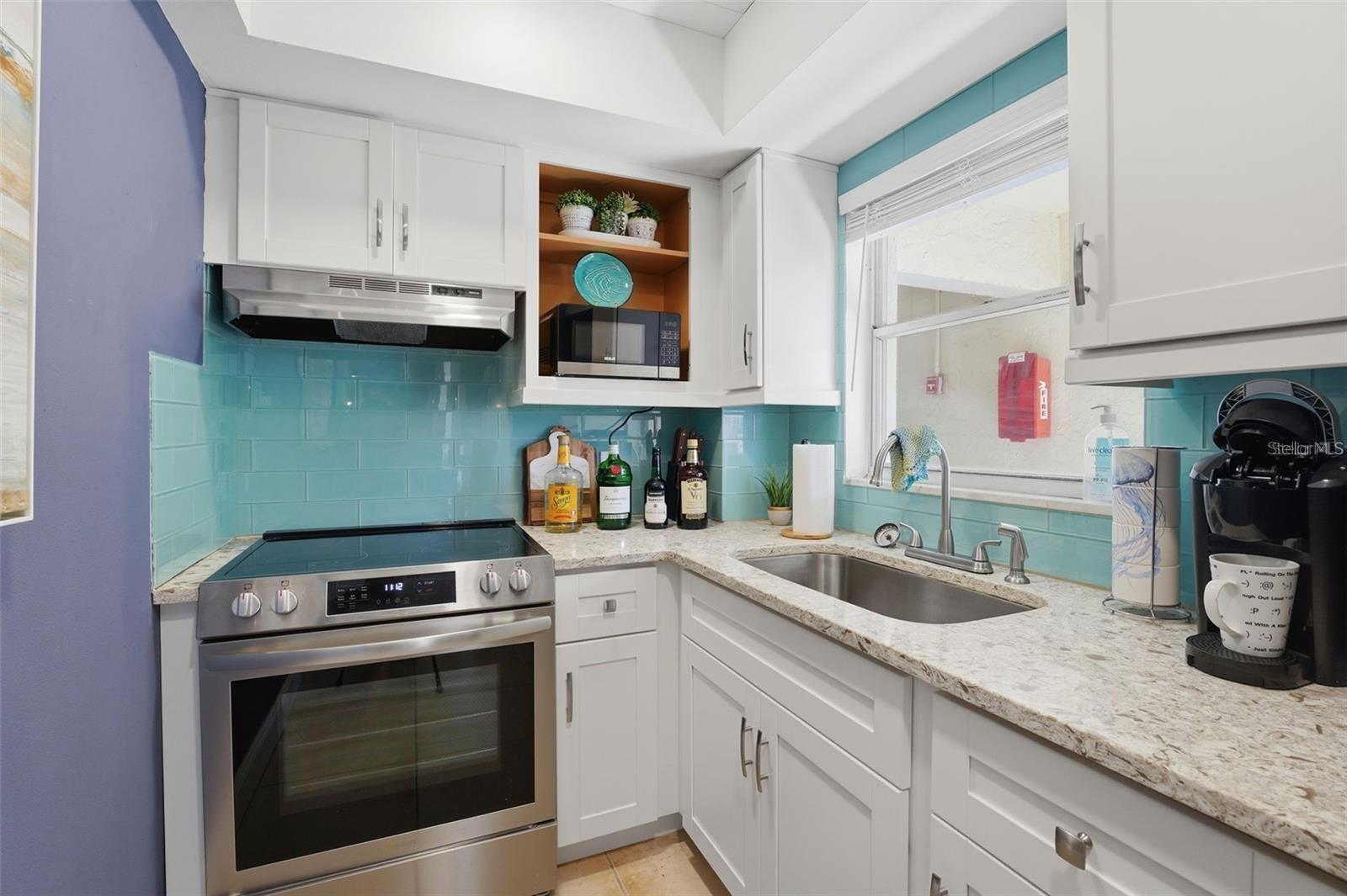 1150 TARPON CENTER DR #304 — photo 32