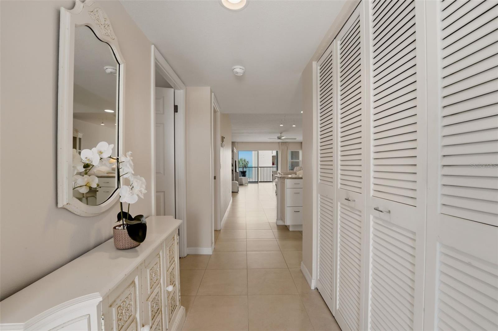 1150 TARPON CENTER DR #304 — photo 6