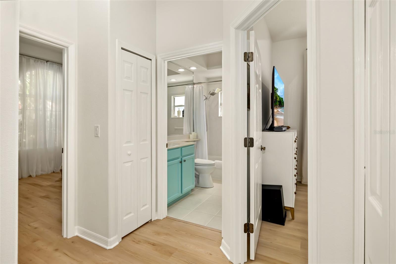 6413 GRAND POINT AVE — photo 21