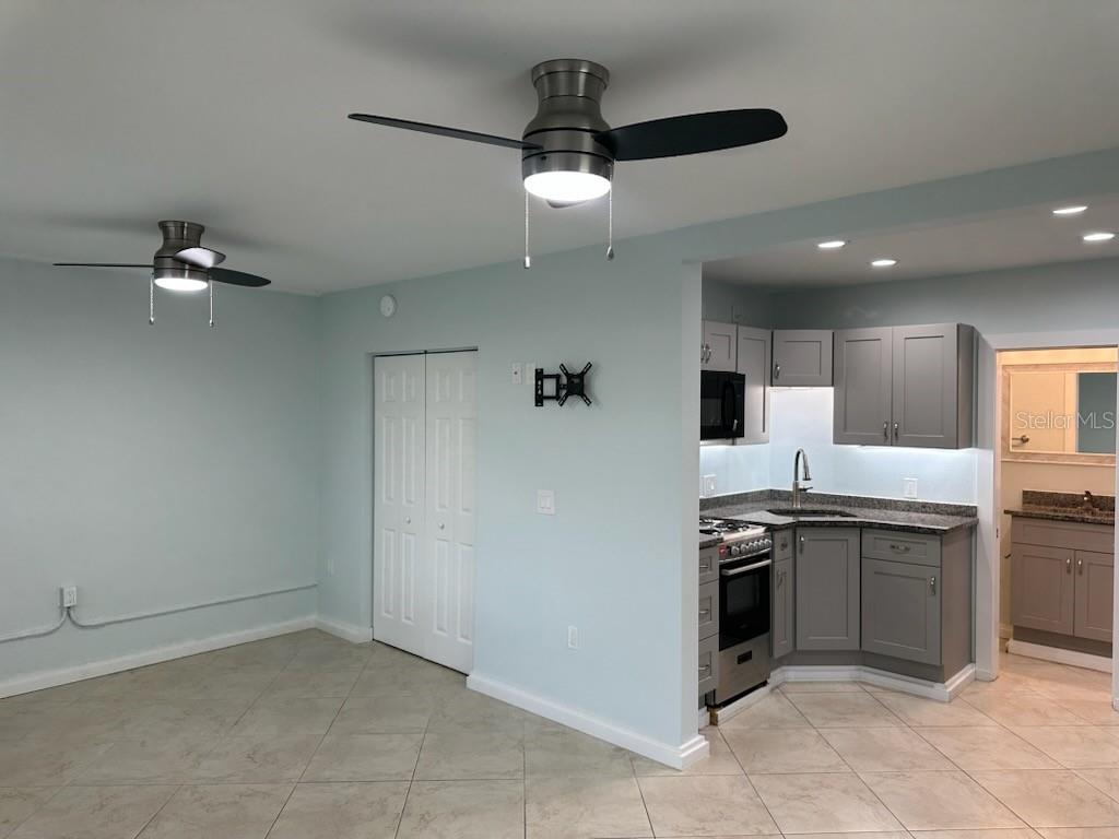 61 81ST AVE #2 — photo 4