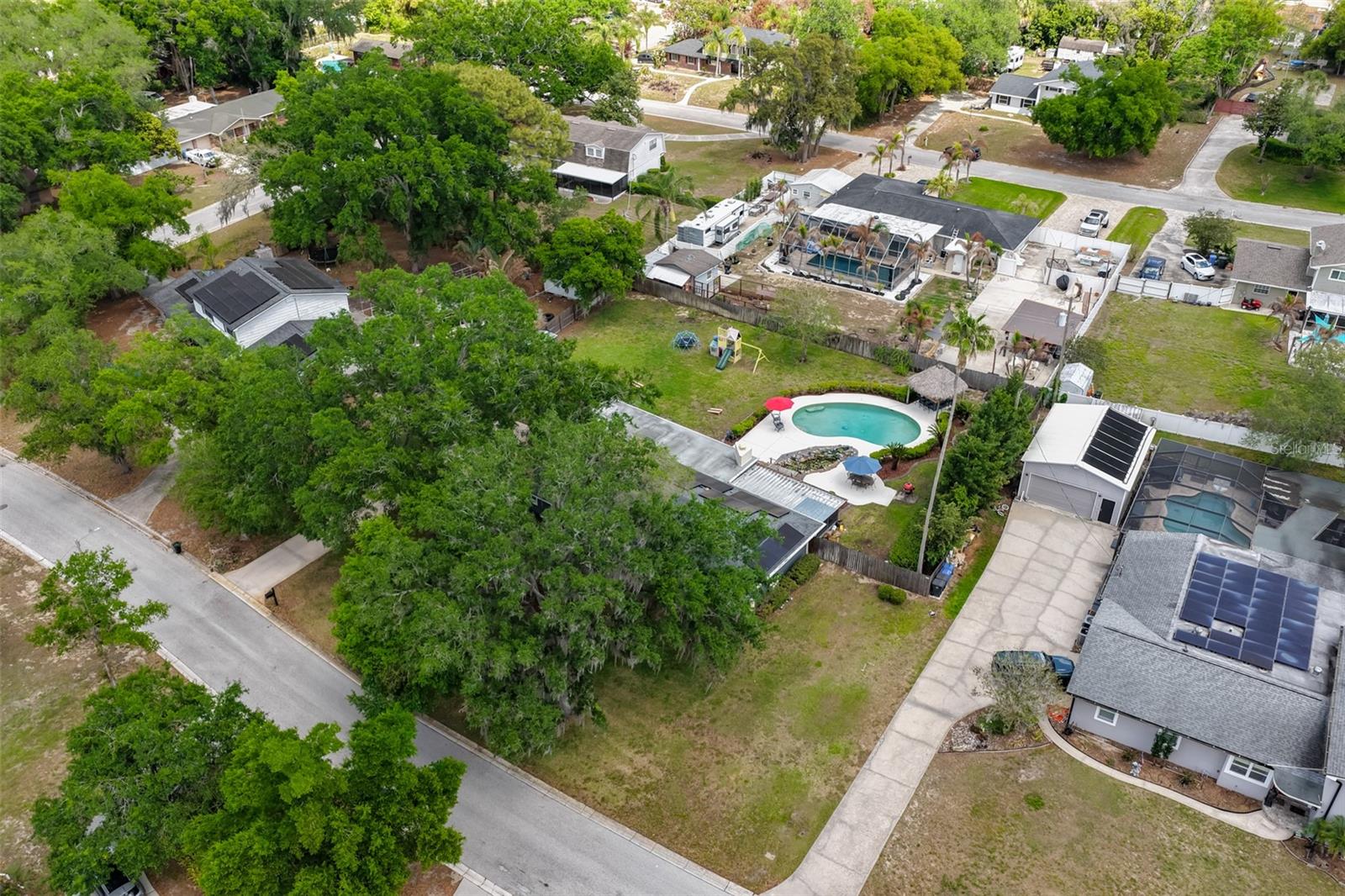 1311 ESTATEWOOD DR — photo 48