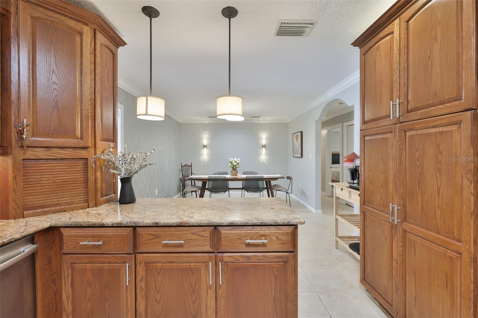 1311 ESTATEWOOD DR — photo 11