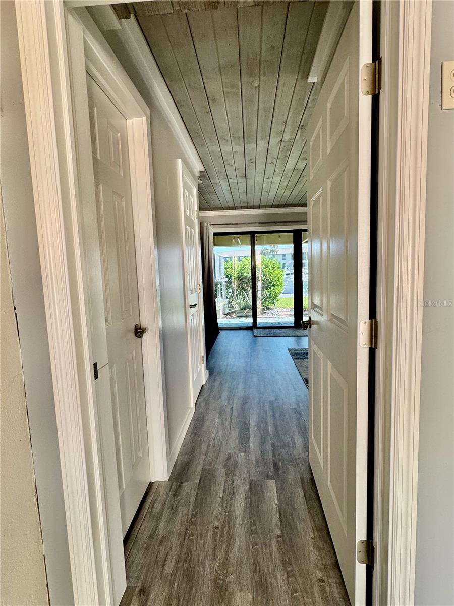 513 HAVEN POINT DR — photo 59