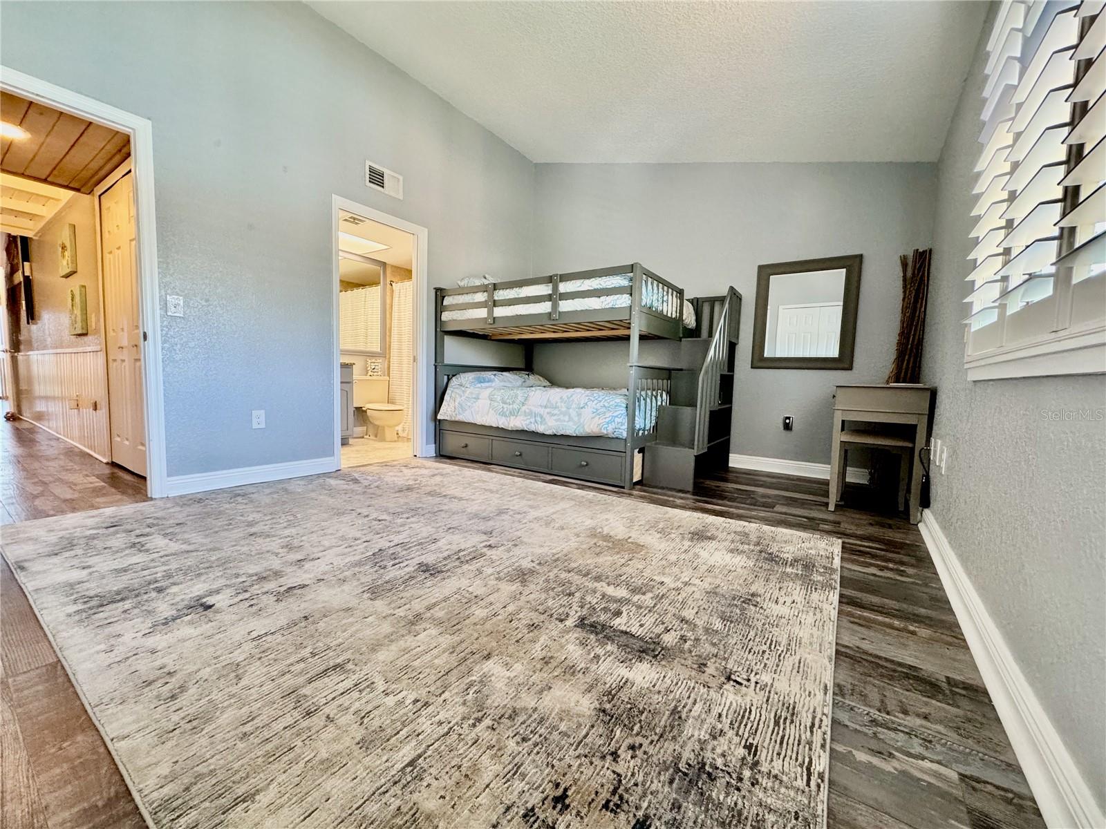 513 HAVEN POINT DR — photo 68