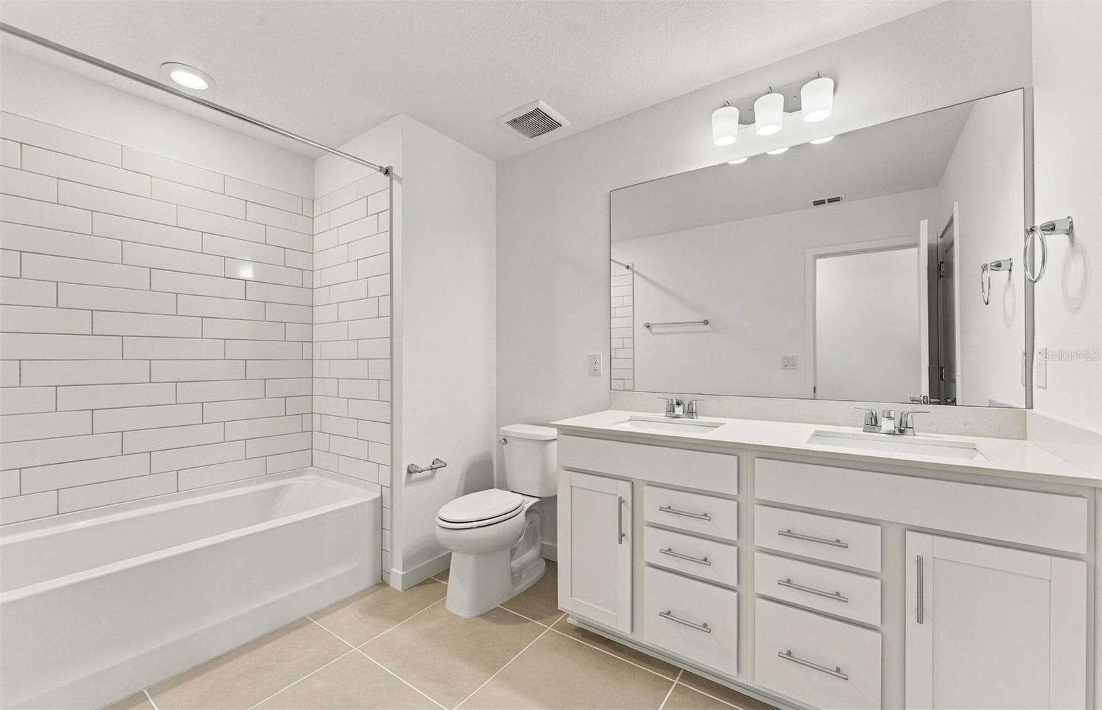 9748 CRESCENT MOON DR — photo 19