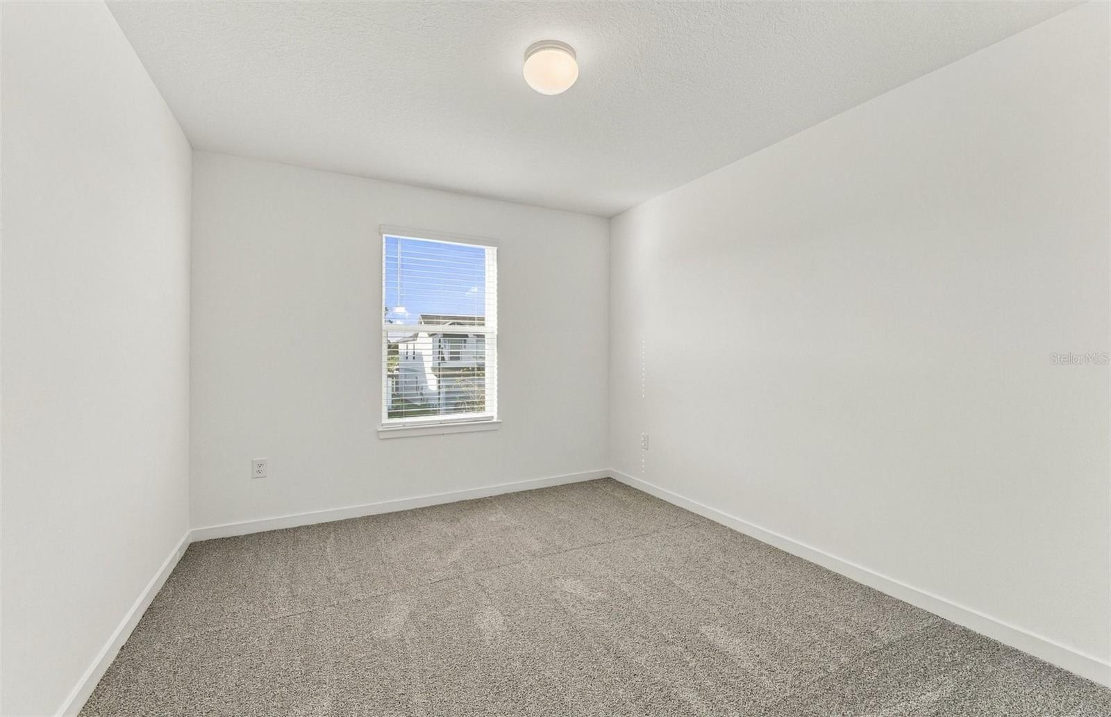 9748 CRESCENT MOON DR — photo 16
