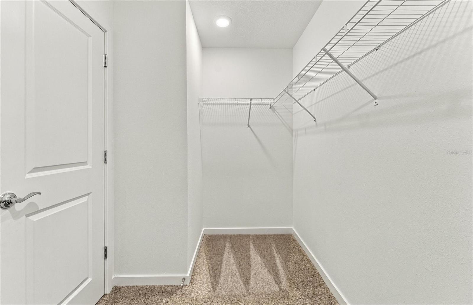 9748 CRESCENT MOON DR — photo 15
