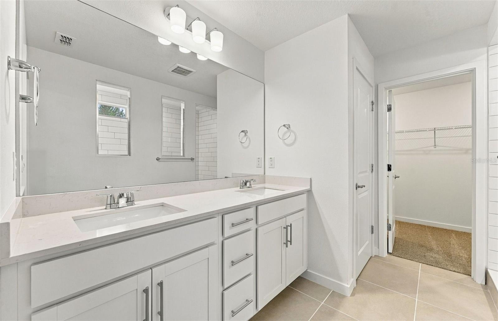 9748 CRESCENT MOON DR — photo 13
