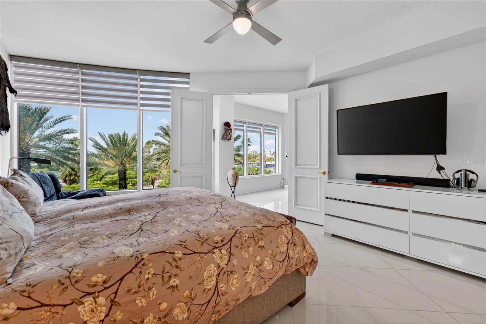 340 S PALM AVE #14 — photo 30