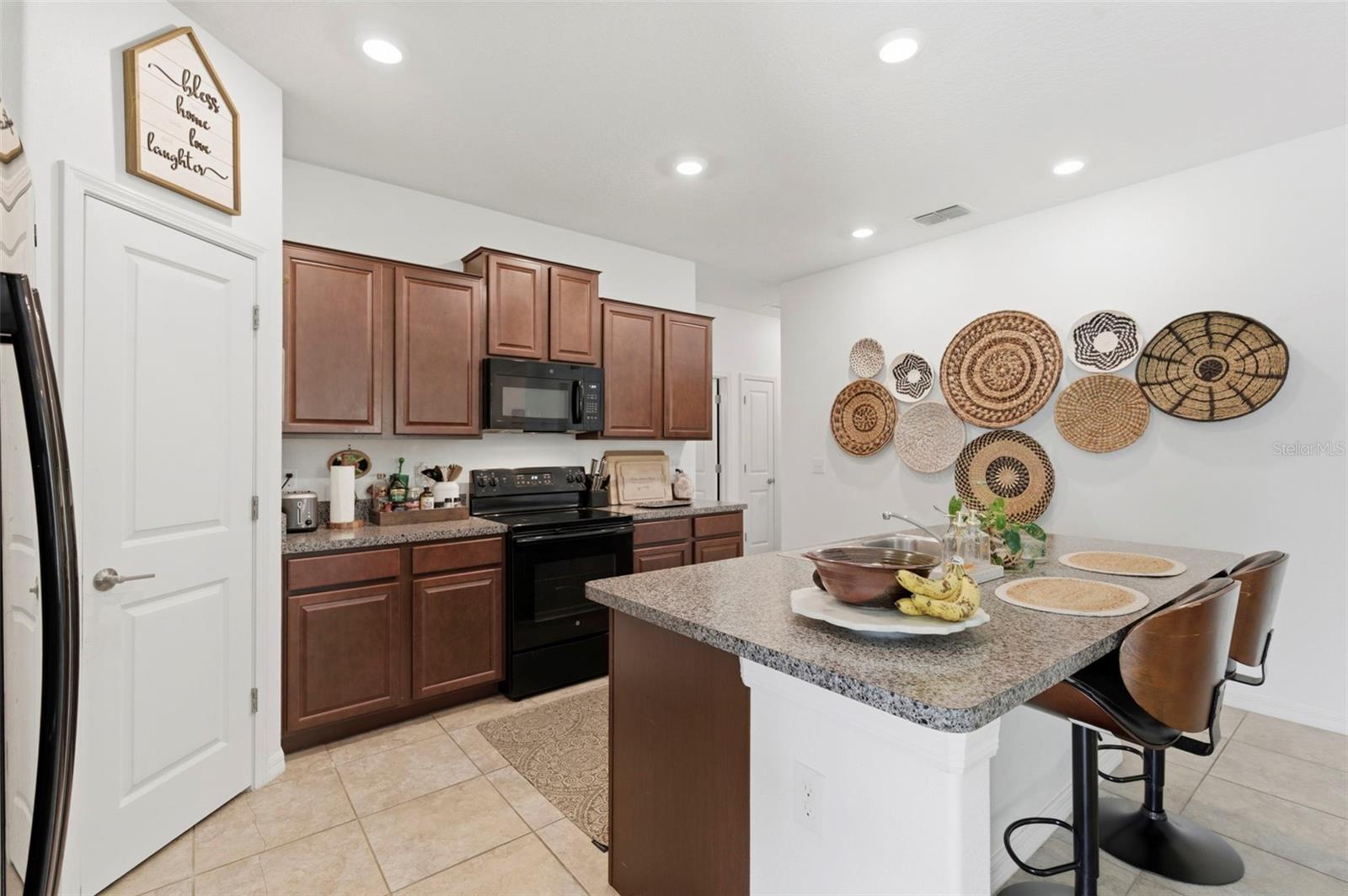 12611 LEMON PEPPER DR — photo 8
