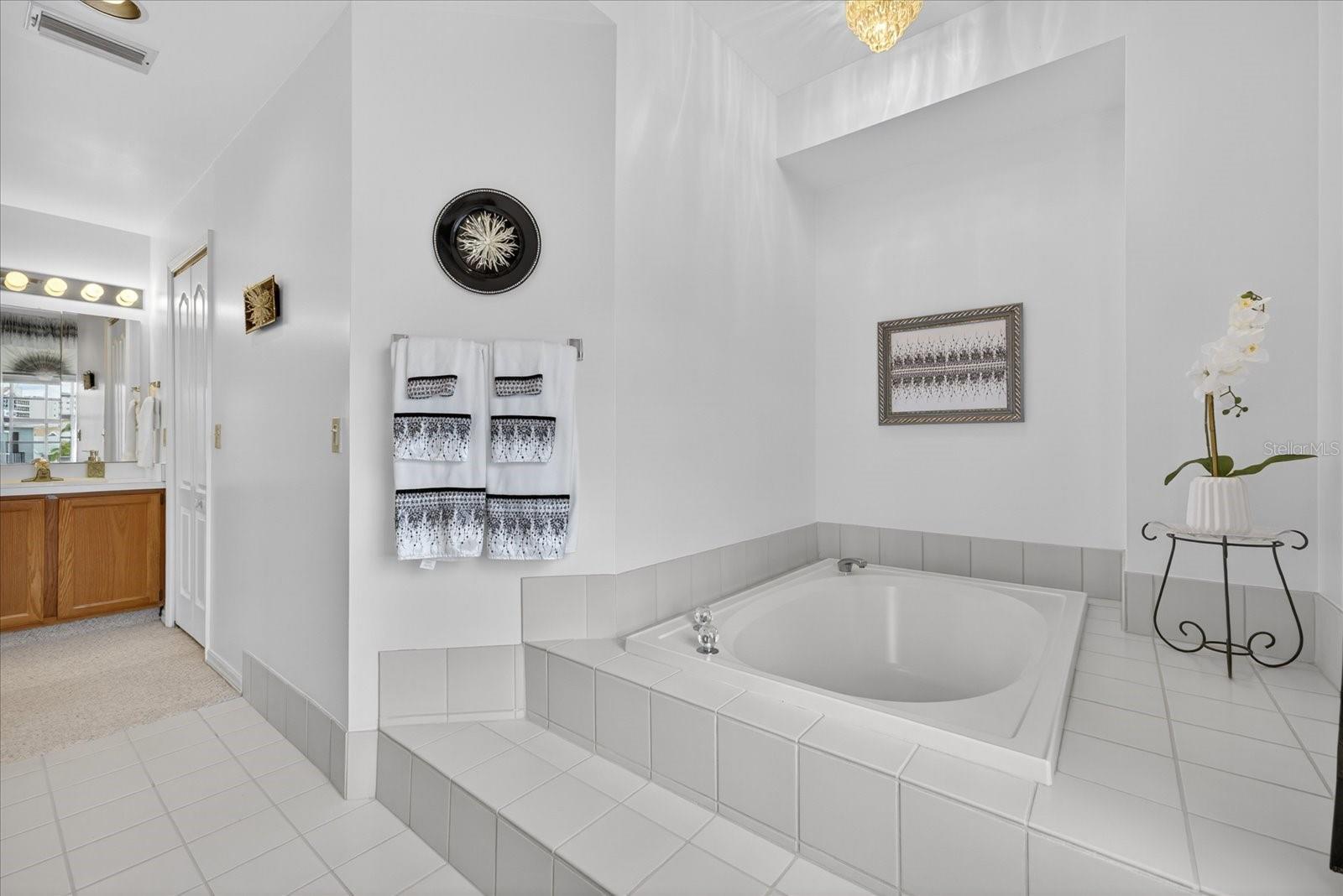 4340 SEAGULL DR — photo 39