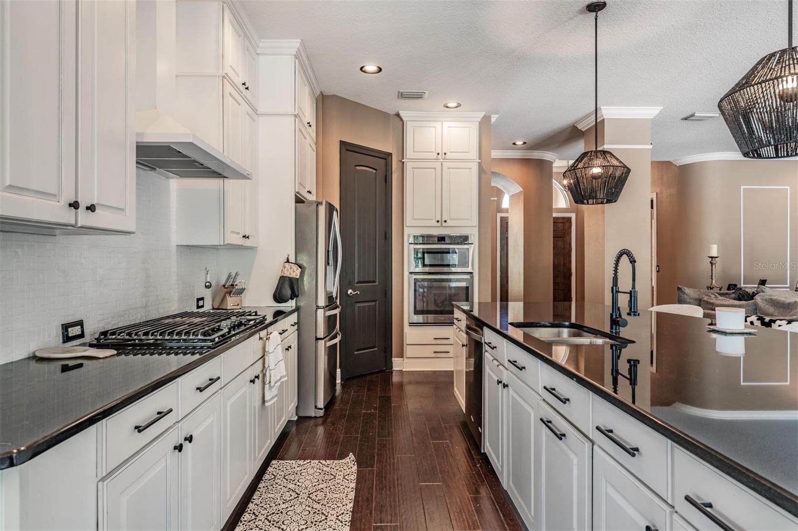 9134 TILLINGHAST DR — photo 24