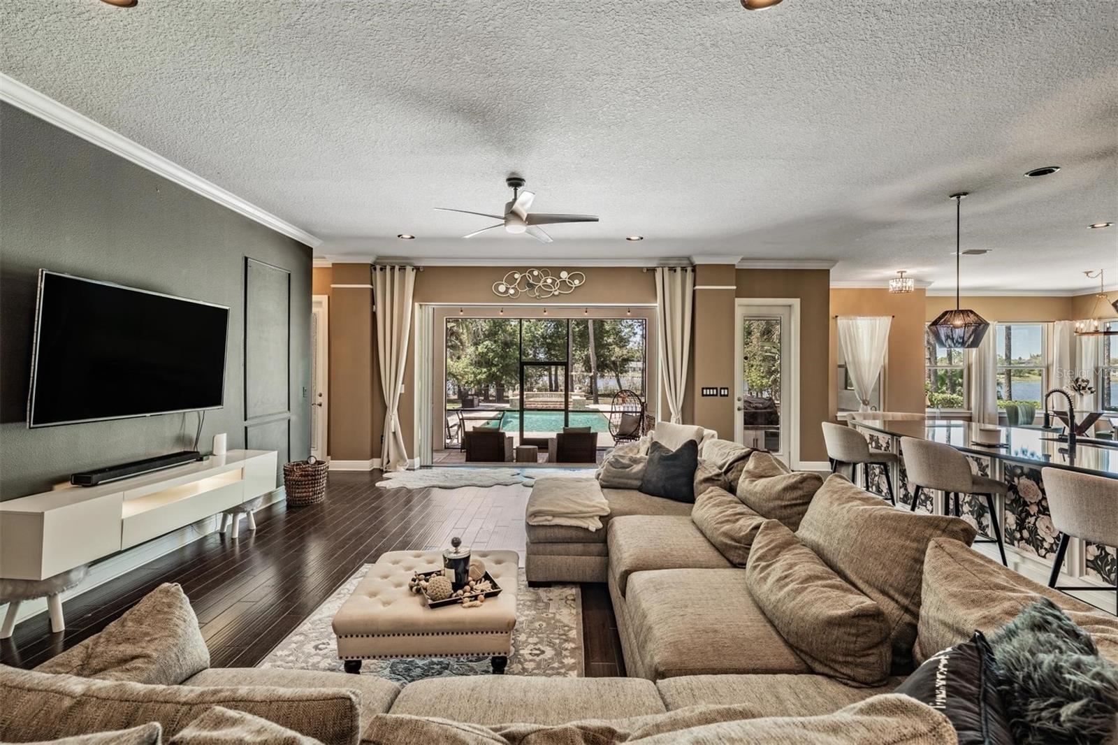 9134 TILLINGHAST DR — photo 16