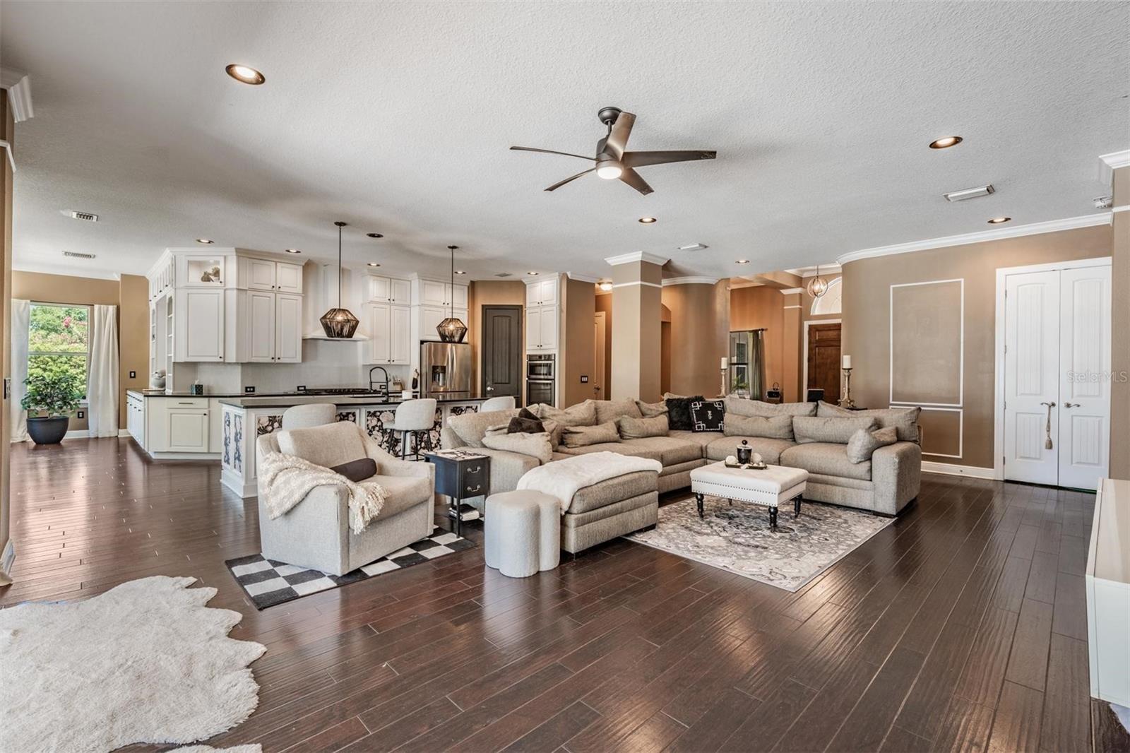 9134 TILLINGHAST DR — photo 18