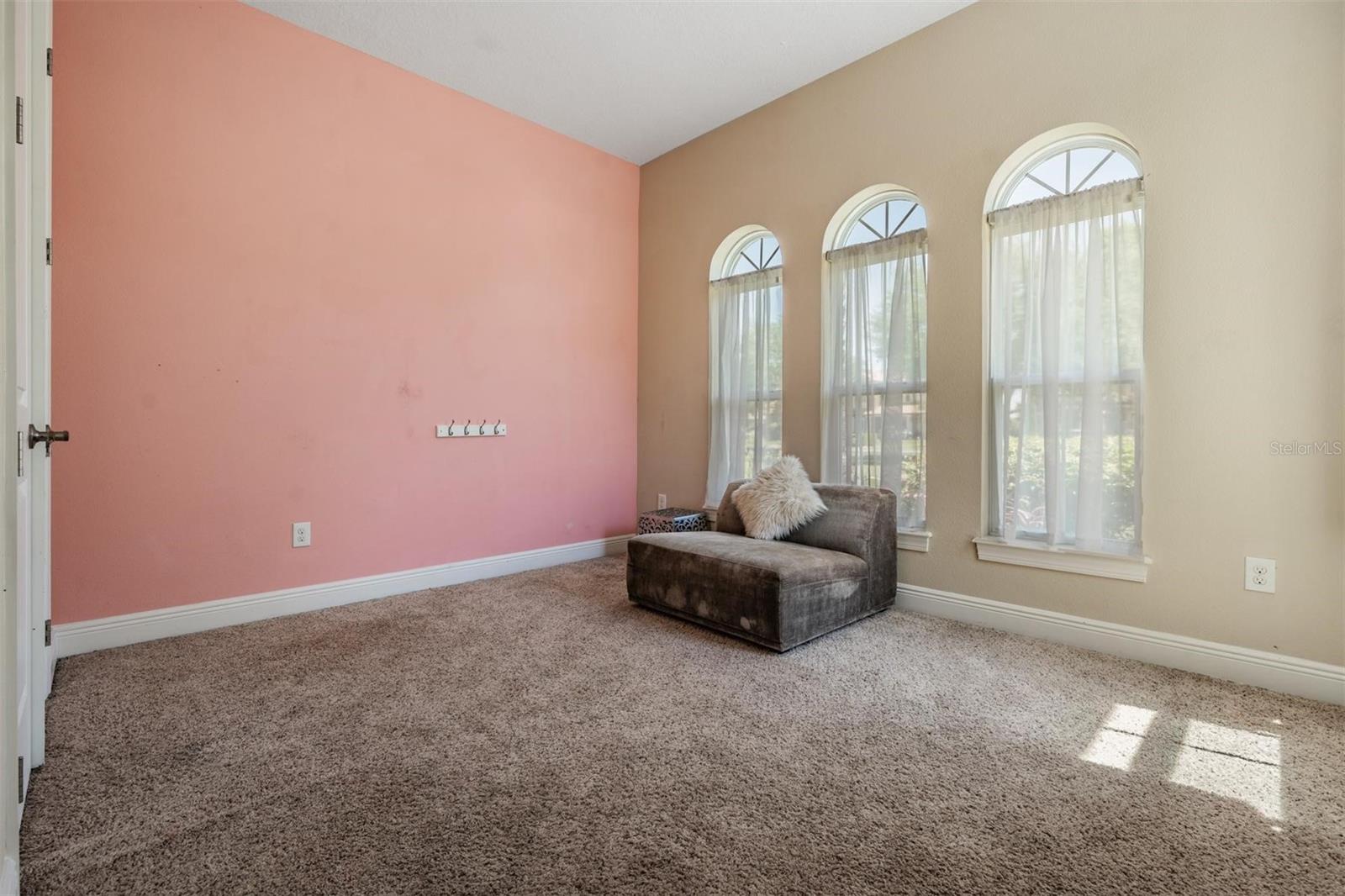 9134 TILLINGHAST DR — photo 36