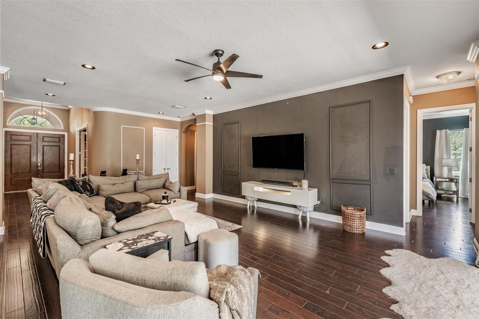 9134 TILLINGHAST DR — photo 20