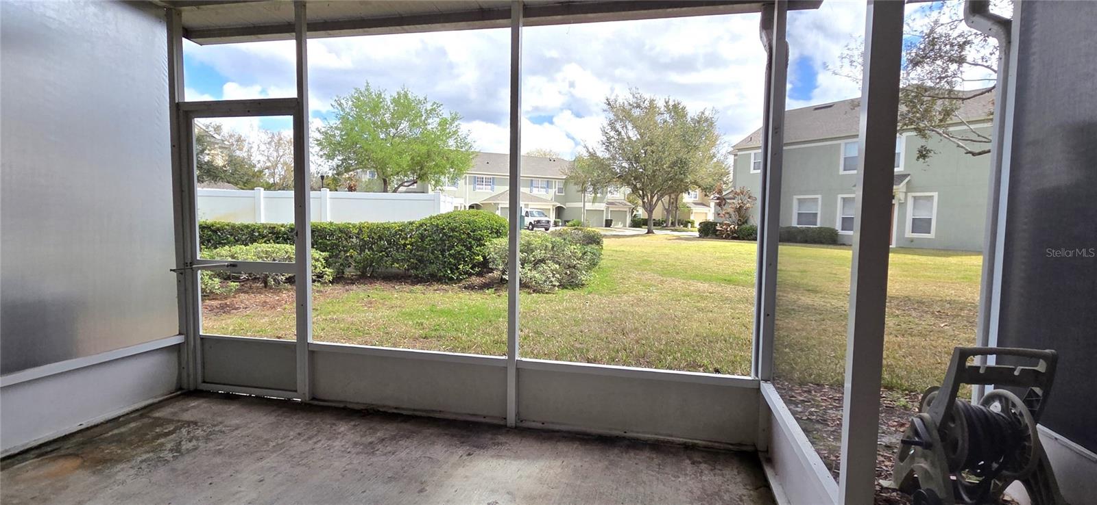 2729 CONCH HOLLOW DR — photo 30