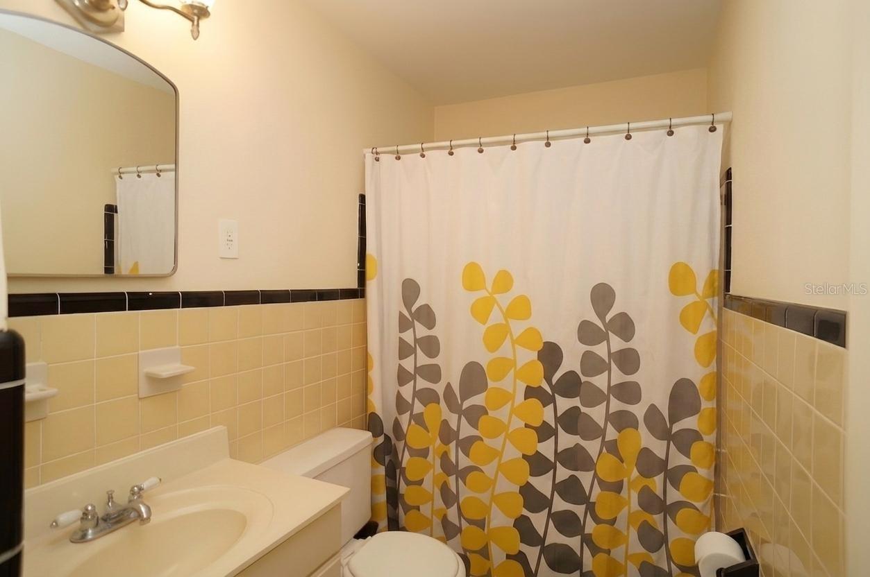 305 S AUDUBON AVE — photo 6