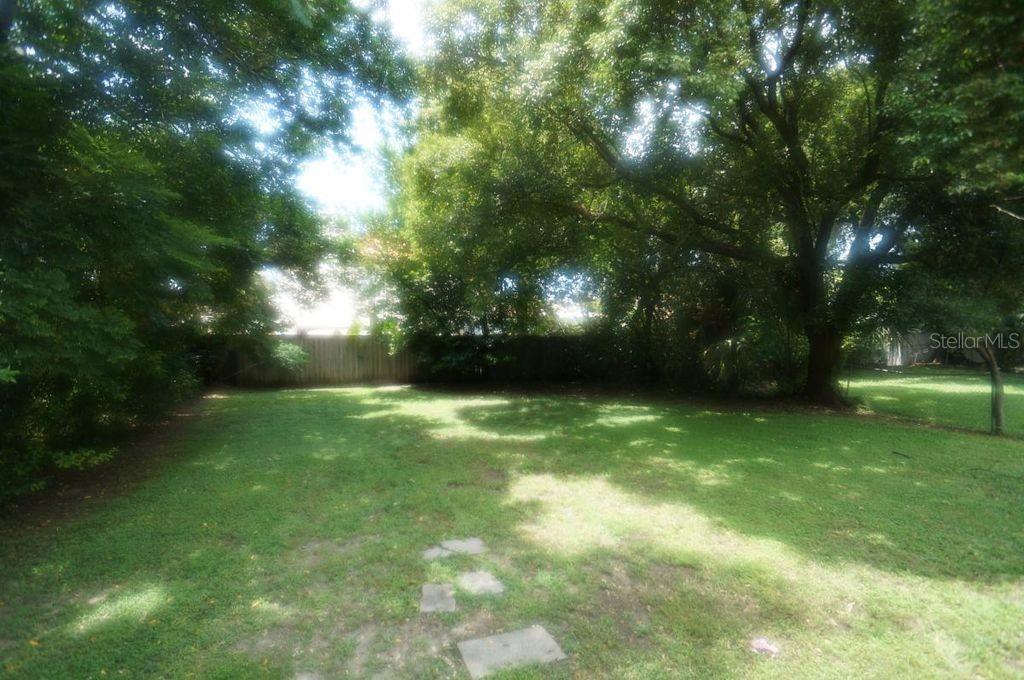 305 S AUDUBON AVE — photo 2