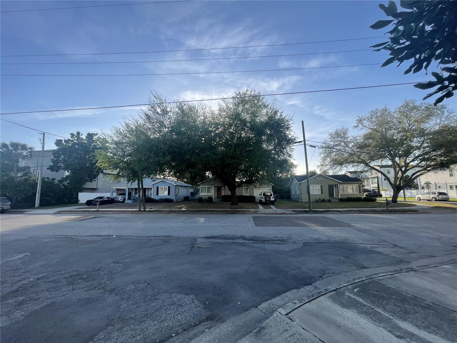 305 S AUDUBON AVE — photo 11