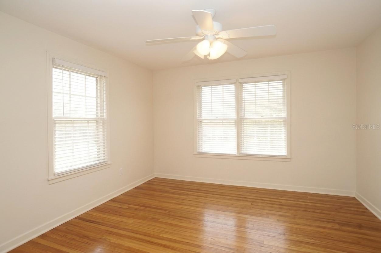 305 S AUDUBON AVE — photo 5