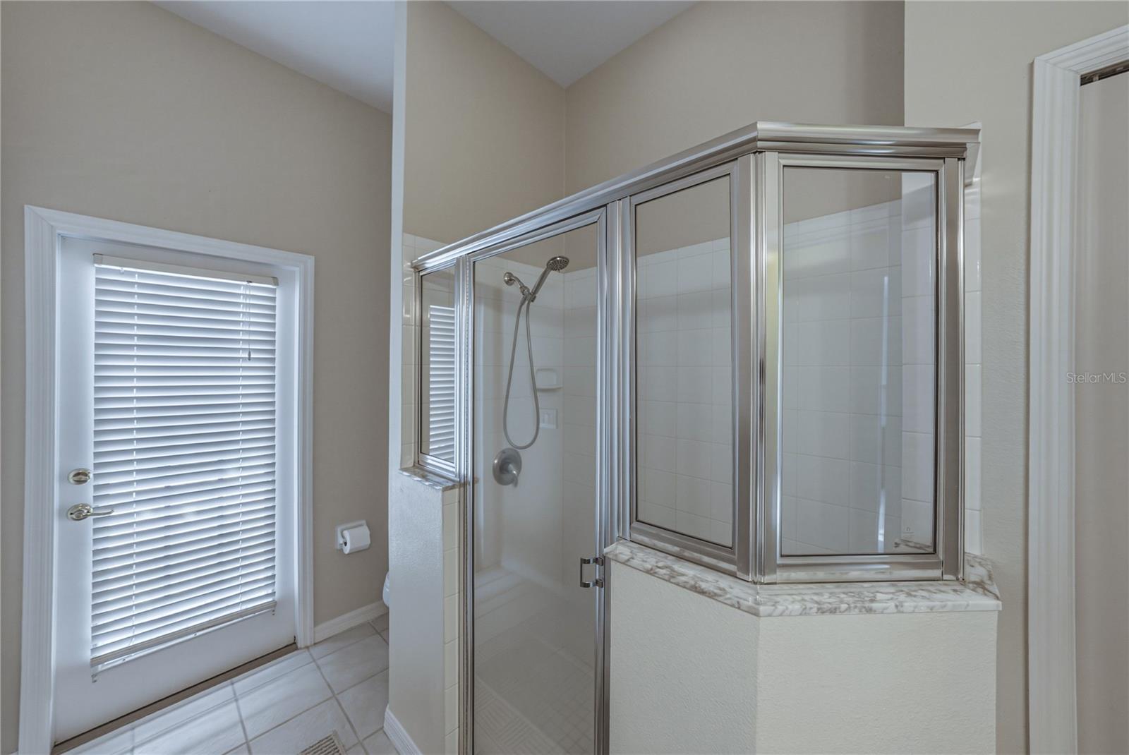 1542 SWAMP ROSE LN — photo 53