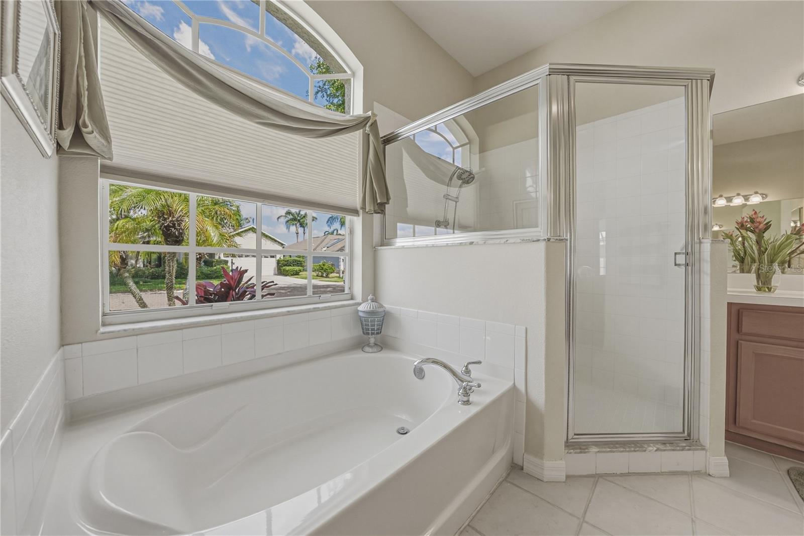 1542 SWAMP ROSE LN — photo 41