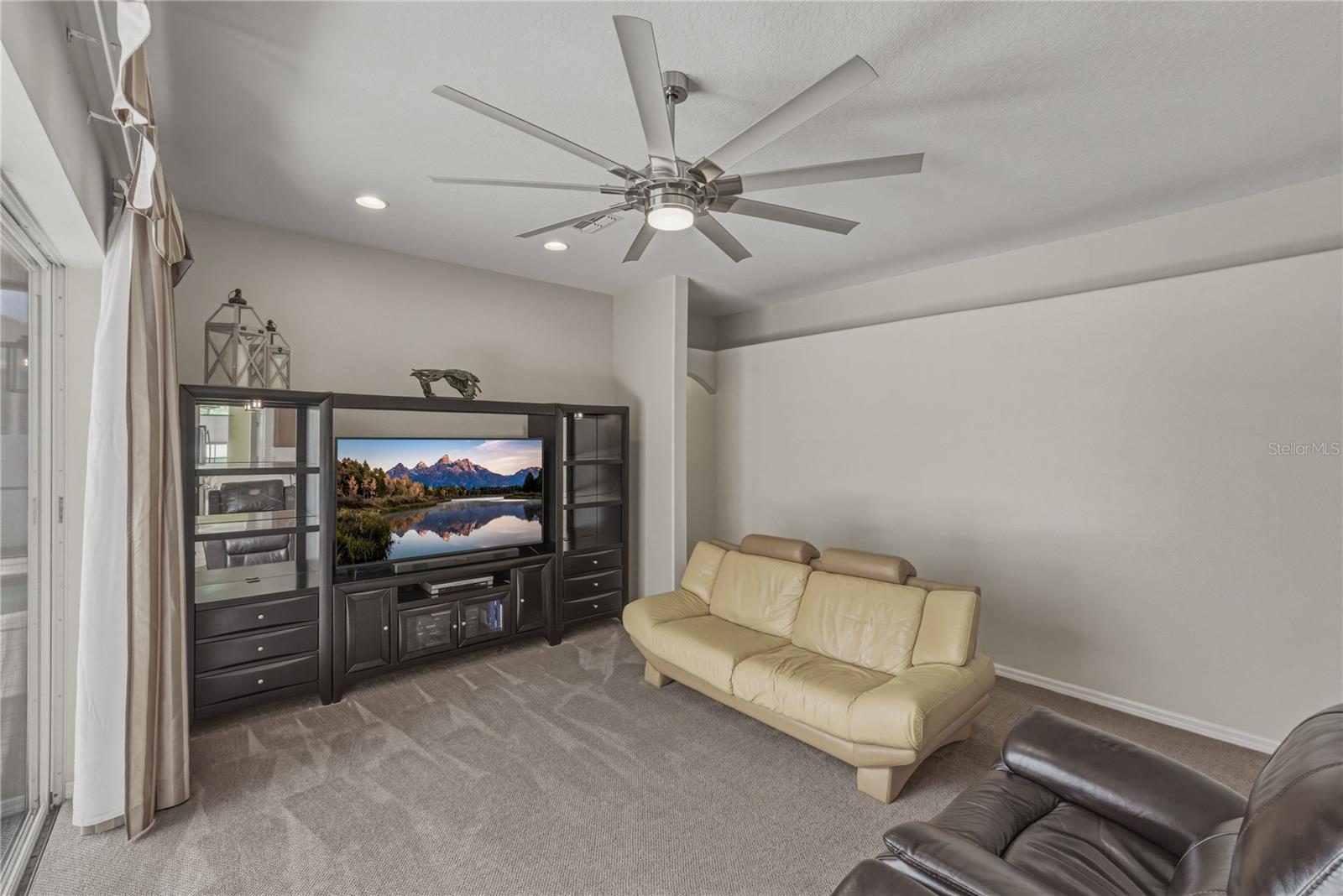 1542 SWAMP ROSE LN — photo 33