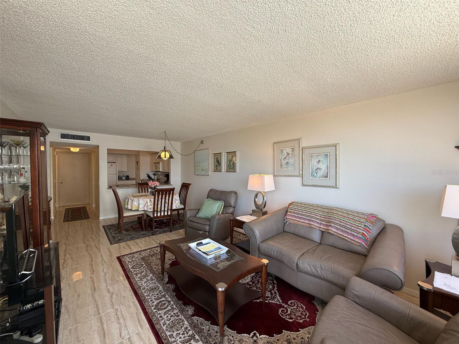 6279 SUN BLVD #403 — photo 2