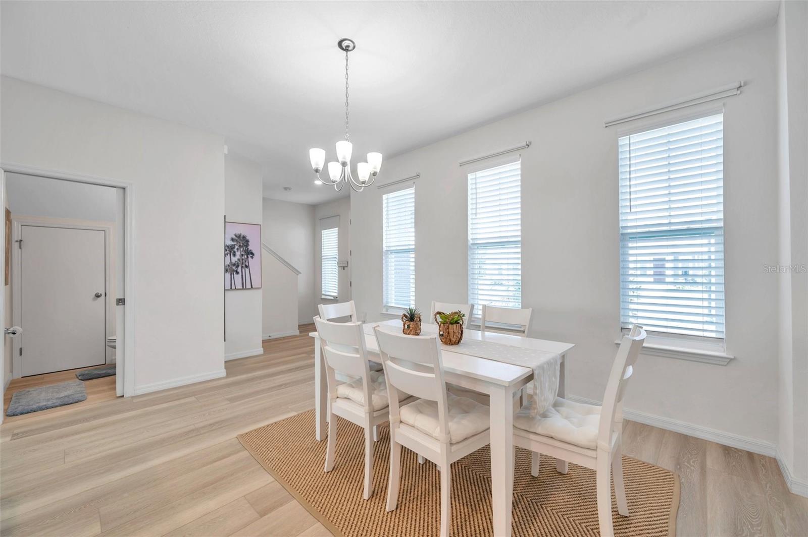 4966 AVALON PARK BLVD — photo 22
