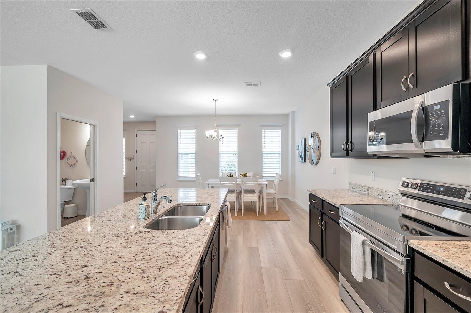 4966 AVALON PARK BLVD — photo 17