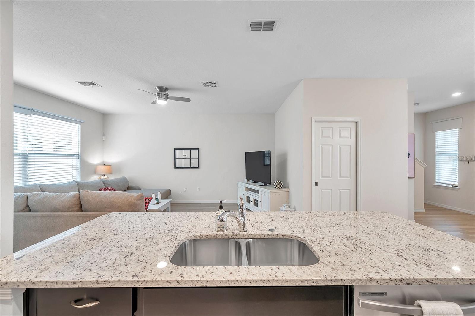 4966 AVALON PARK BLVD — photo 18