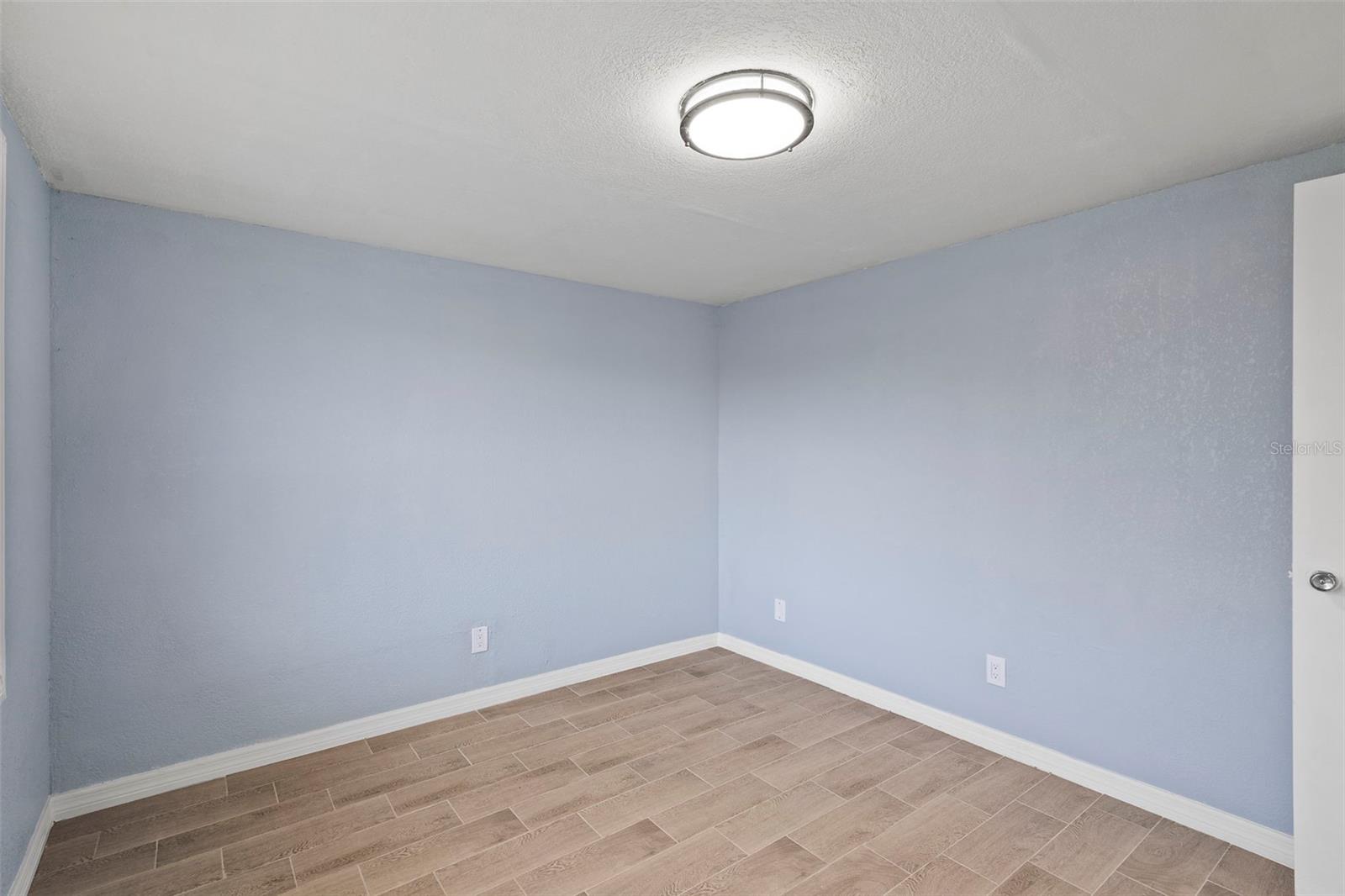3332 WILSON DR — photo 13