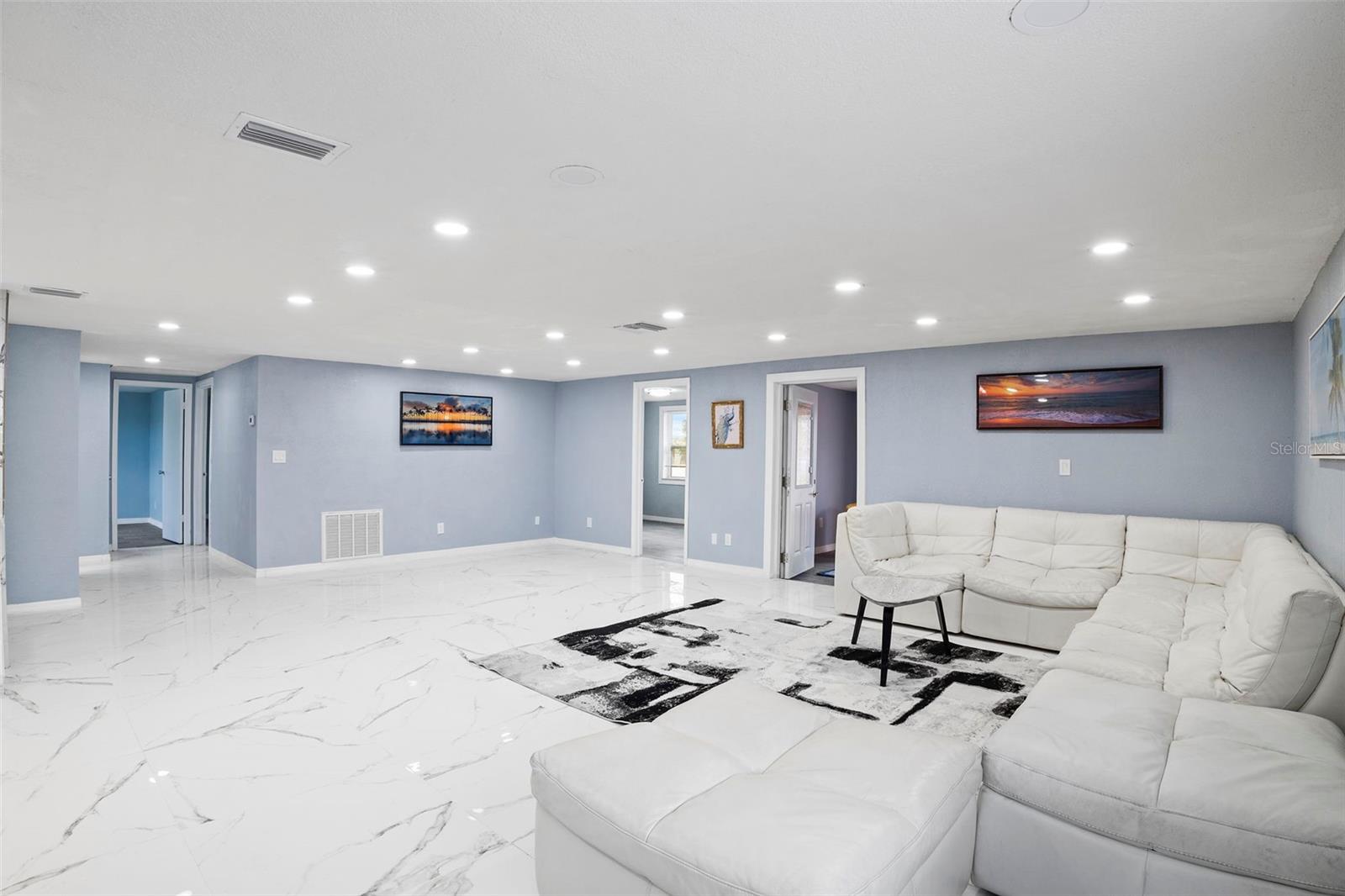 3332 WILSON DR — photo 9