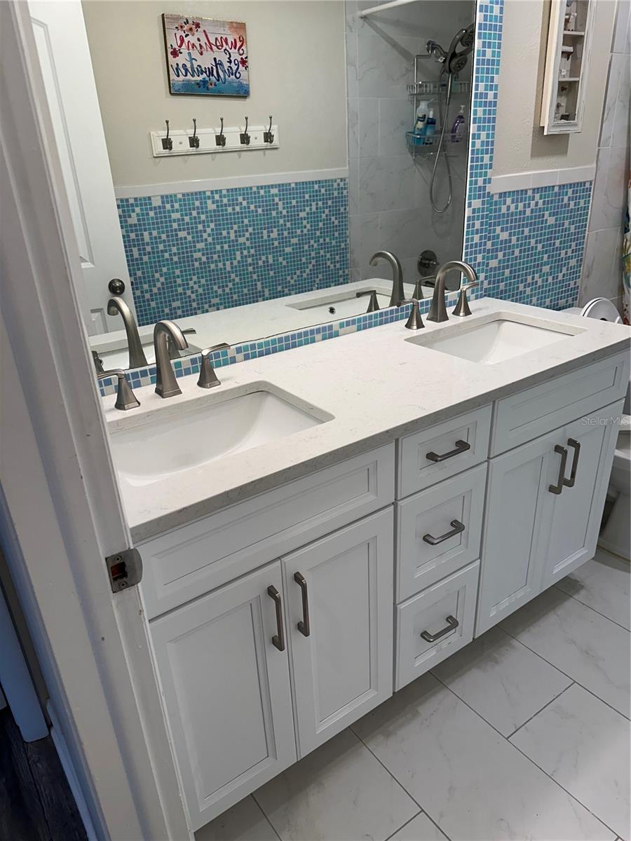 745 ELDORADO AVE — photo 17
