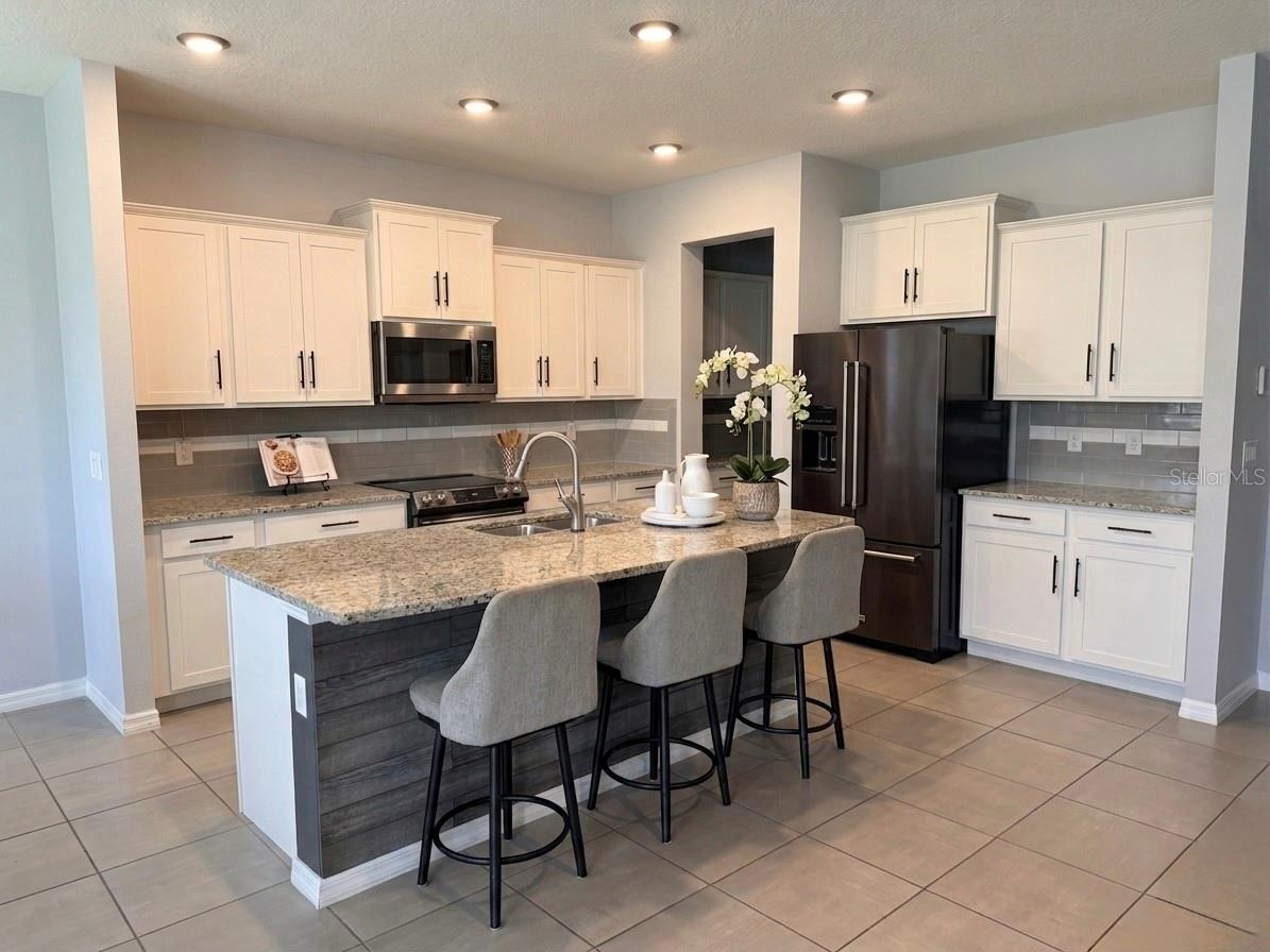 16910 OVAL RUM DR — photo 4