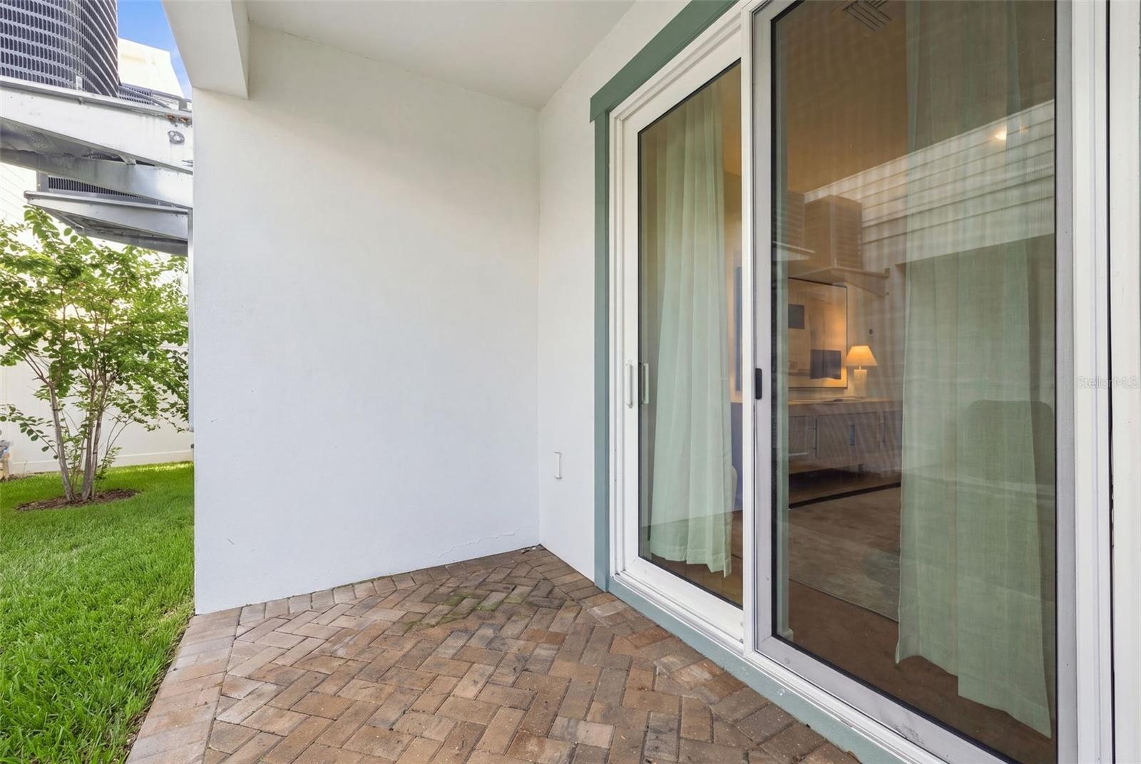 407 S ALBANY AVE #2 — photo 8