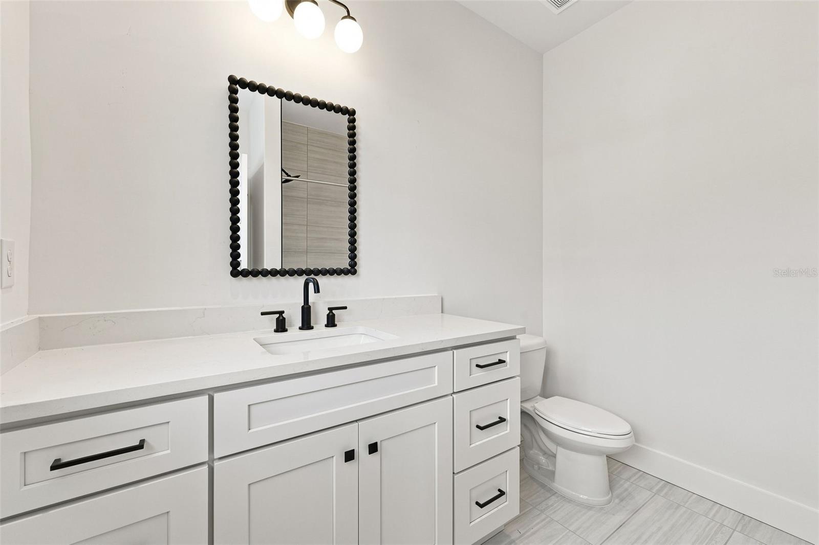 407 S ALBANY AVE #2 — photo 29