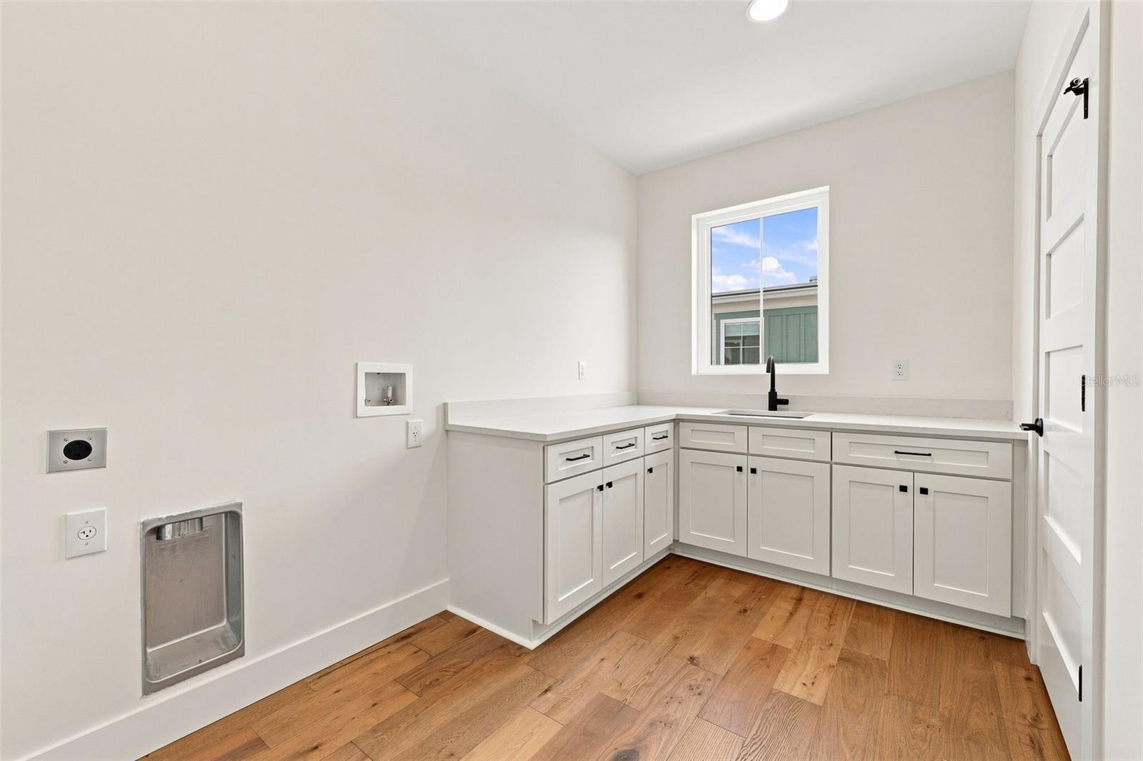 407 S ALBANY AVE #2 — photo 31