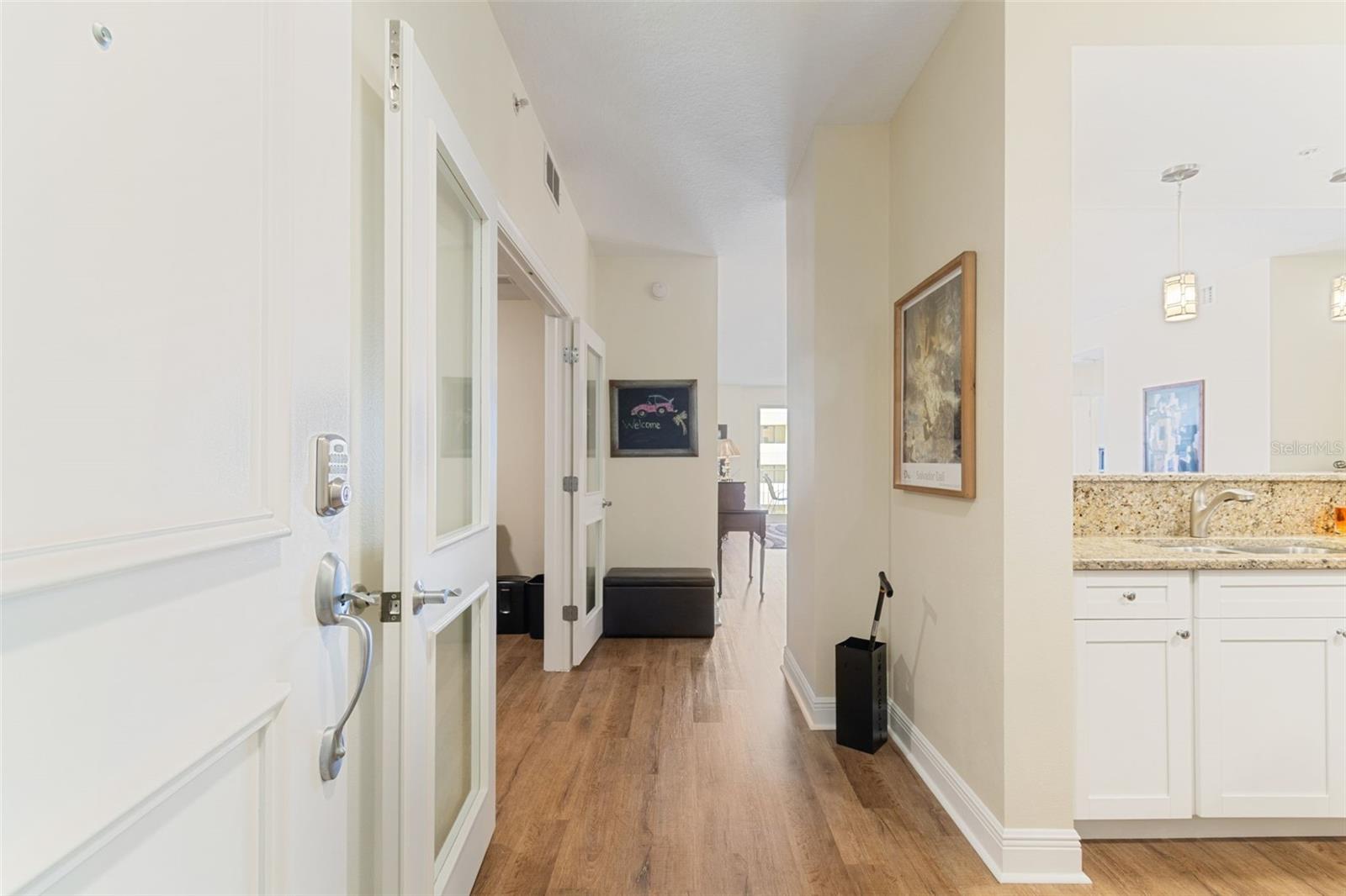 628 CLEVELAND ST #904 — photo 4