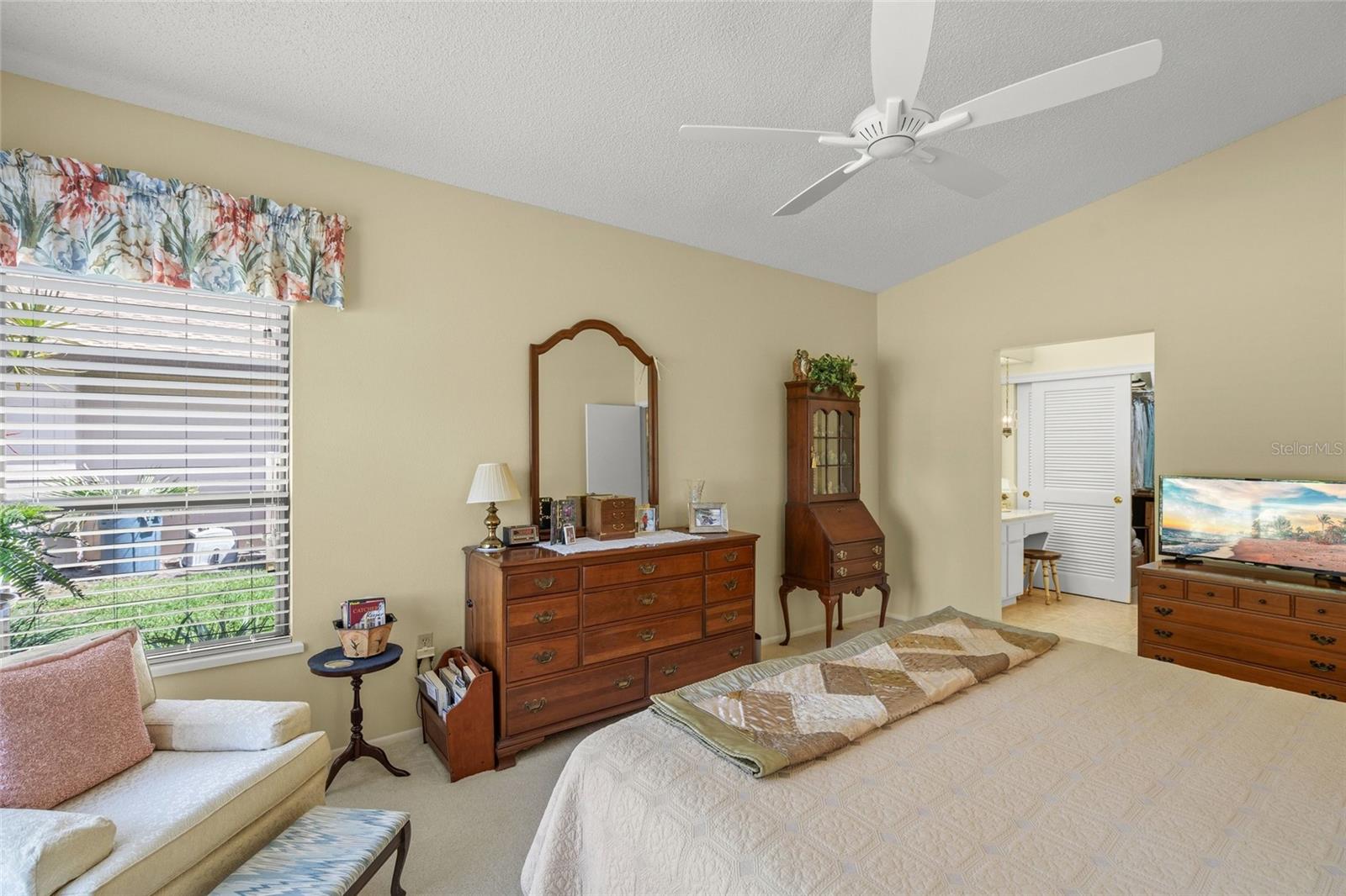 4688 OAK HOLLOW DR #25 — photo 26