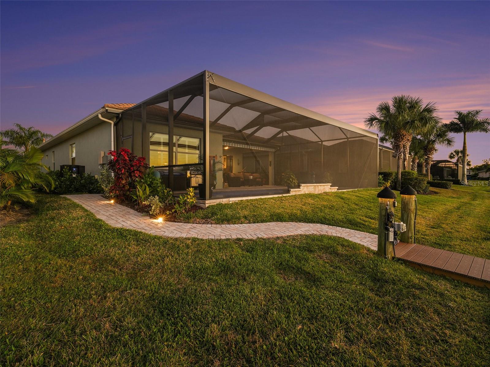 1018 OVERLOOK CT — photo 37