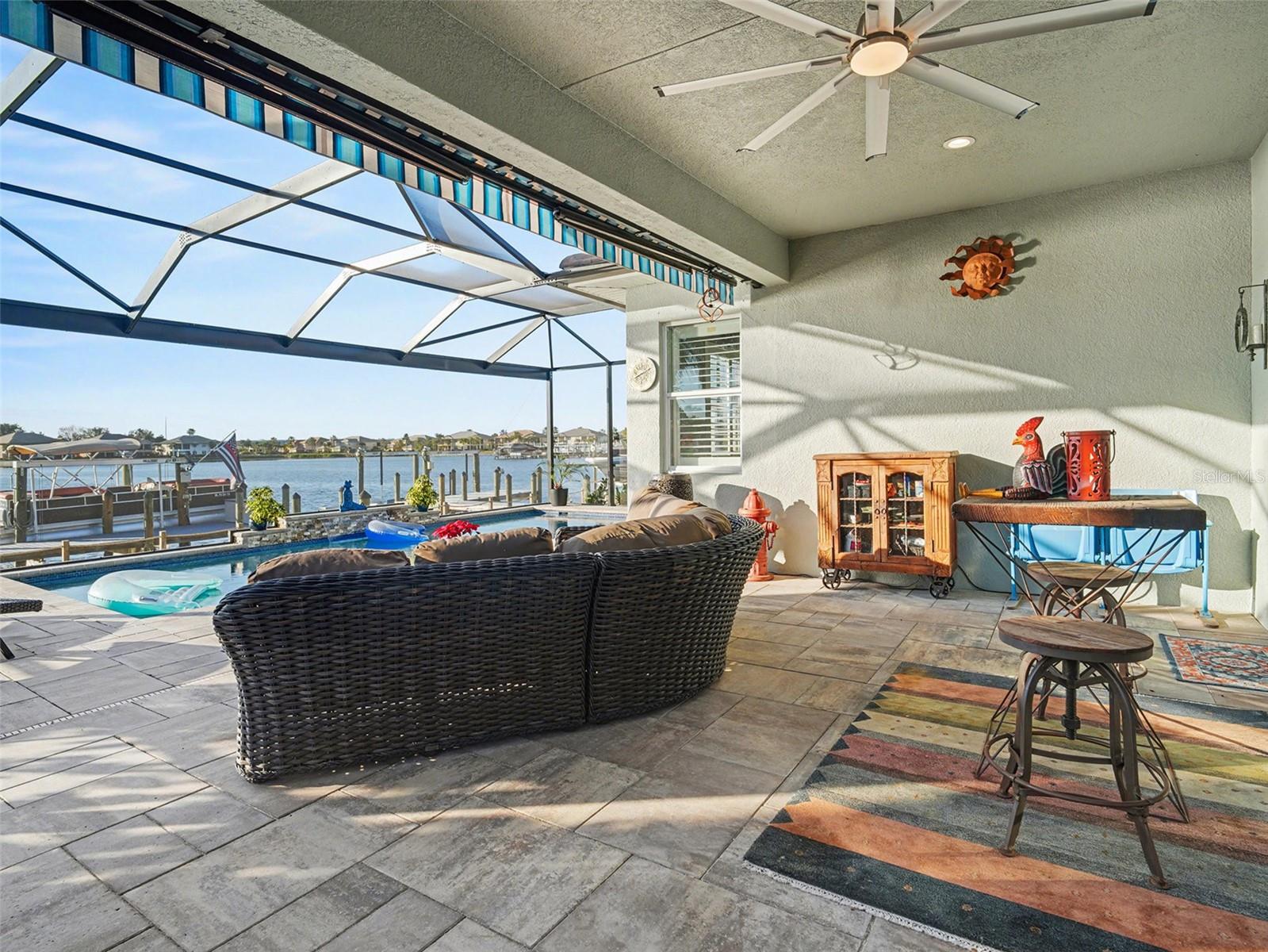 1018 OVERLOOK CT — photo 24