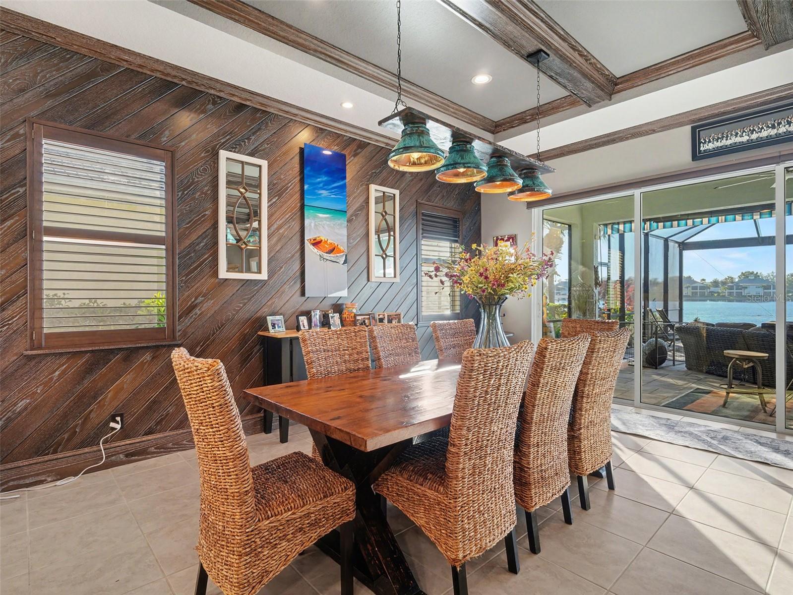 1018 OVERLOOK CT — photo 8