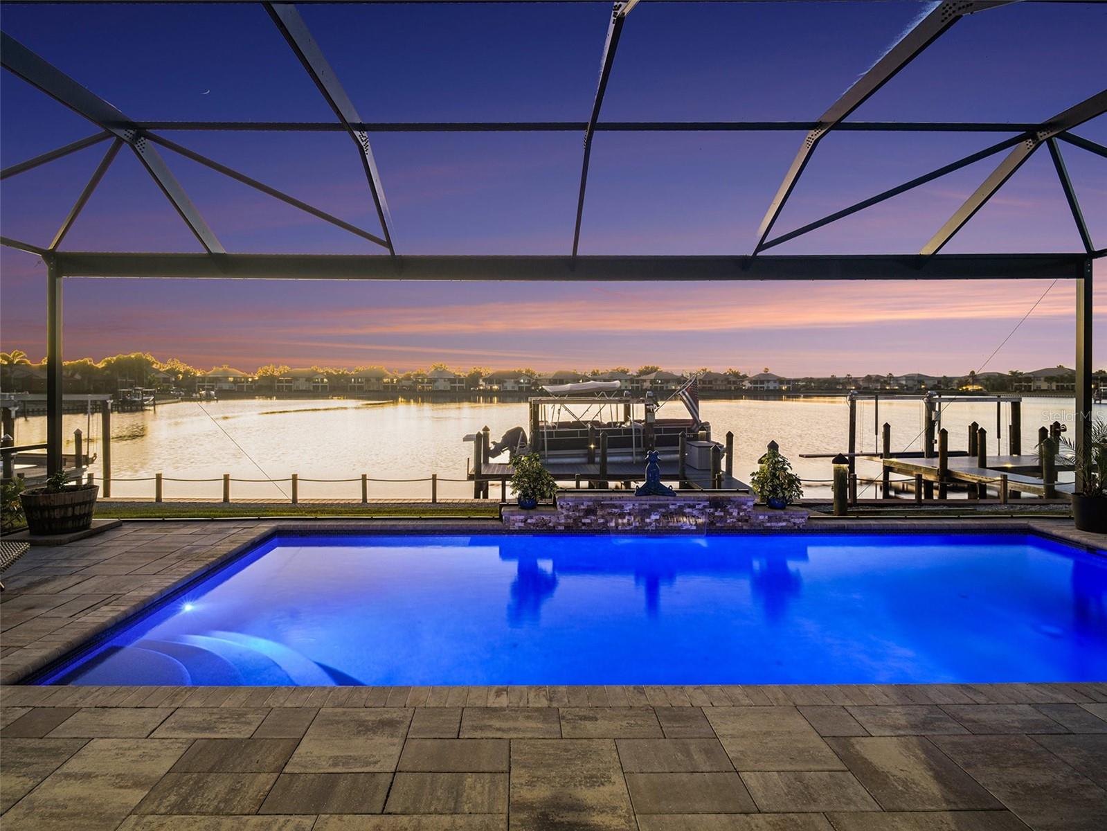 1018 OVERLOOK CT — photo 5